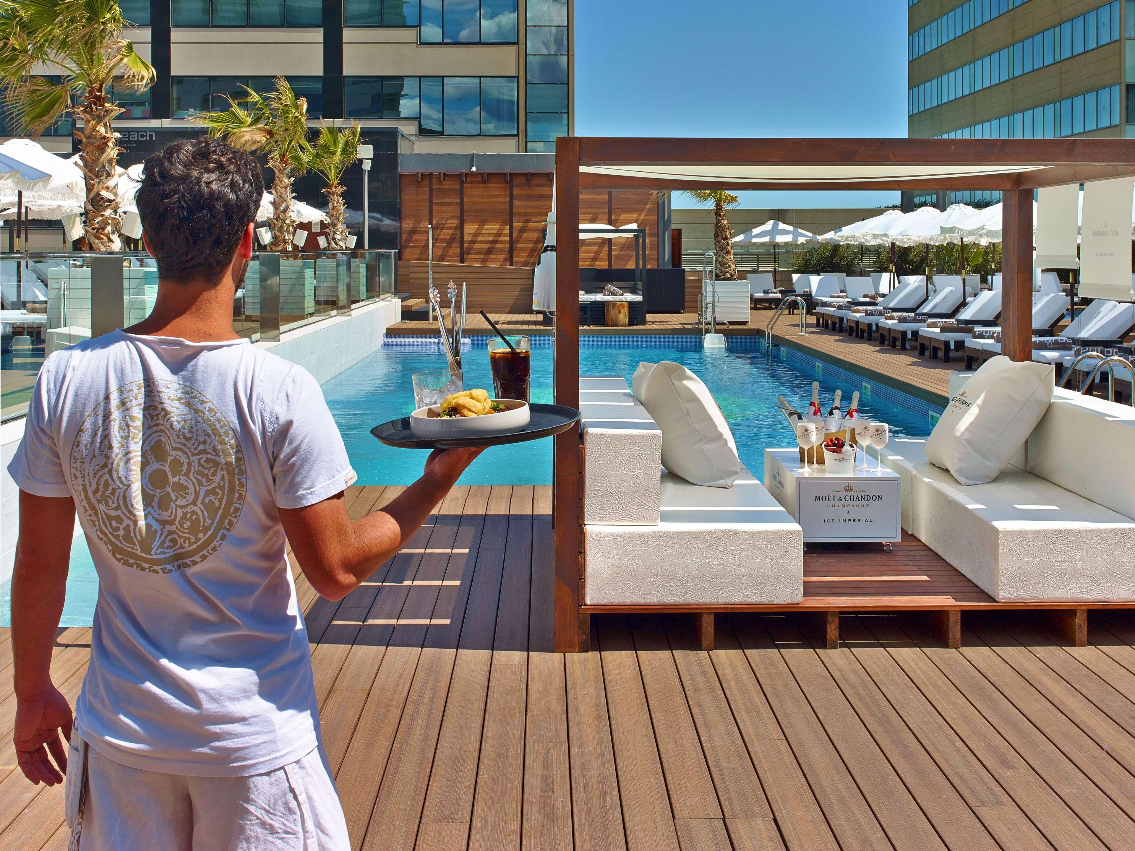 Hilton Diagonal Mar Barcelona Hotel Exterior photo