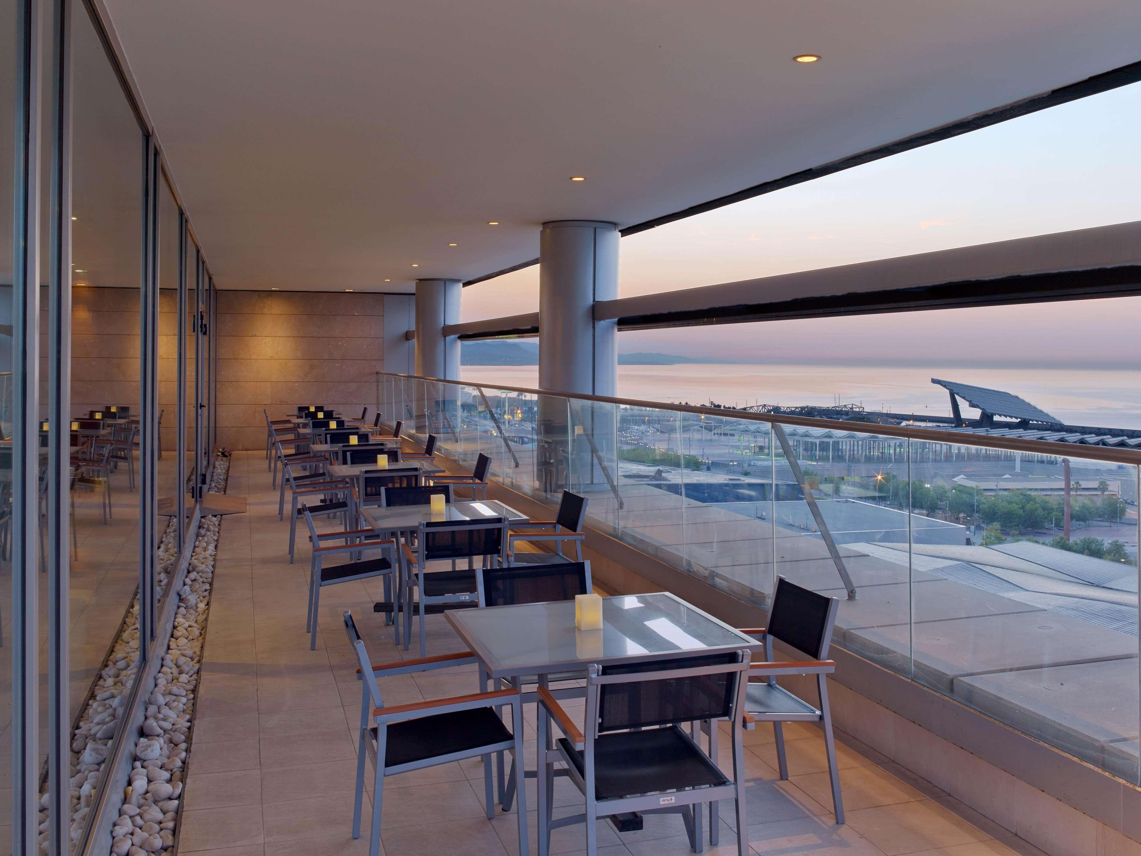 Hilton Diagonal Mar Barcelona Hotel Exterior photo